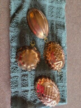 Mid Century Copper Molds (4) Made In Portugal Great Patina